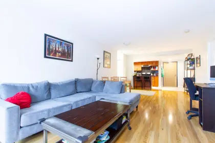 407 1212 Main Street, Squamish, BC, Squamish — Apartment/Condo for sale
