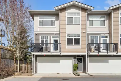 9 20901 83 Avenue, Langley, BC, Langley — Townhouse for sale