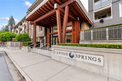 207 2665 Mountain Highway, North Vancouver, BC, North vancouver — Apartment/Condo for sale
