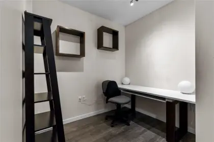 207 2665 Mountain Highway, North Vancouver, BC, North vancouver — Apartment/Condo for sale