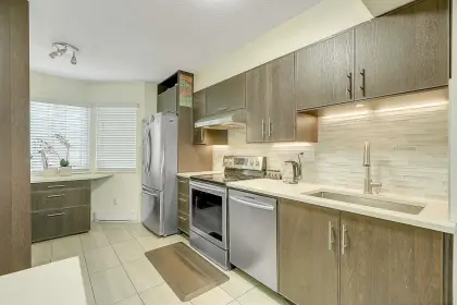 6 7551 140 Street, Surrey, BC, Surrey — Townhouse for sale