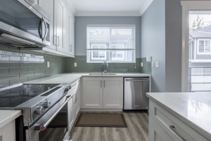 6 6767 196 Street, Surrey, BC, Surrey — Townhouse for sale
