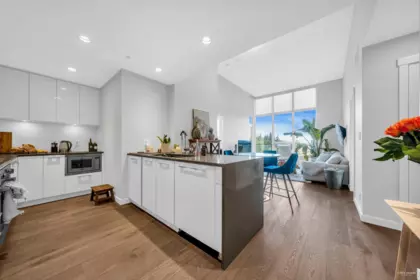 Guest Bathroom Photo of 506 5687 Gray Avenue, Vancouver, BC