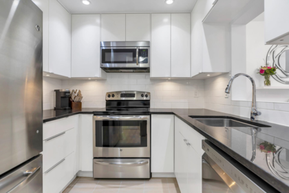 8577 Flowering Place, Burnaby, BC, Burnaby — Townhouse for sale