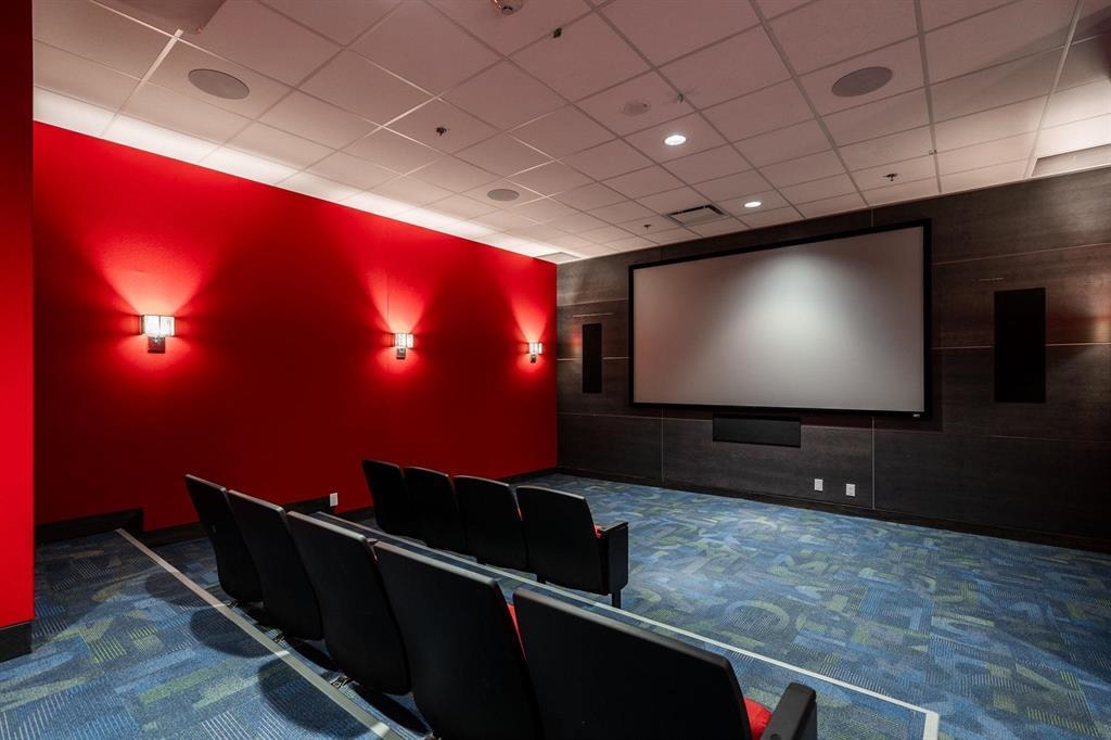 Dining Area Photo of 512 1283 Howe Street, Vancouver, BC