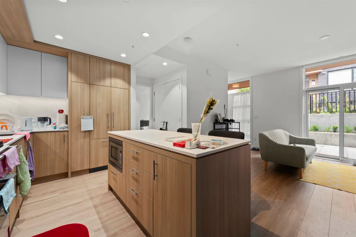 Breakfast Nook Photo of 614 6085 Irmin Street, Burnaby, BC