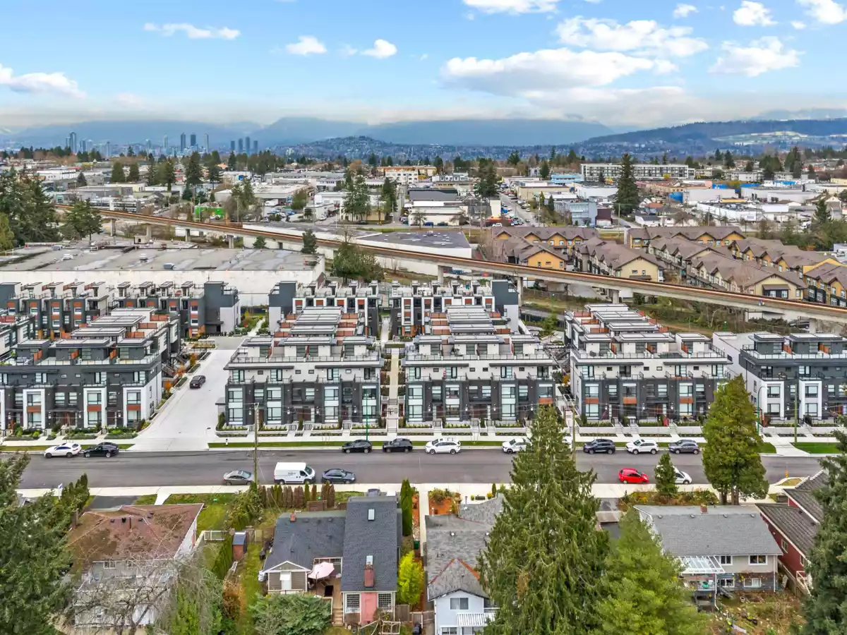 Hallway Photo of 614 6085 Irmin Street, Burnaby, BC