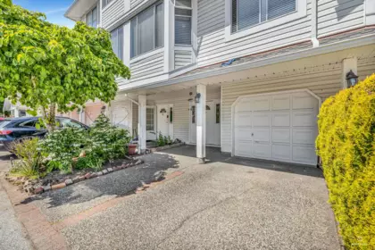 98 7955 122 Street, Surrey, BC, Surrey — Townhouse for sale