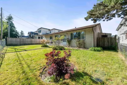 13077 72 Avenue, Surrey, BC, Surrey — Single Family Residence for sale