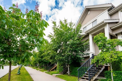 18 19097 64 Avenue, Surrey, BC, Surrey — Townhouse for sale