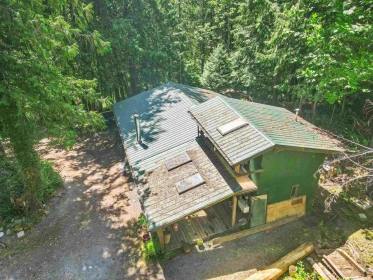 4139 Slesse Road, Chilliwack, BC, Chilliwack — Single Family Residence for sale