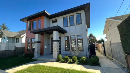 1422 Tenth Avenue, New Westminster, BC, New Westminster — Single Family Residence for sale