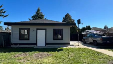 1422 Tenth Avenue, New Westminster, BC, New Westminster — Single Family Residence for sale