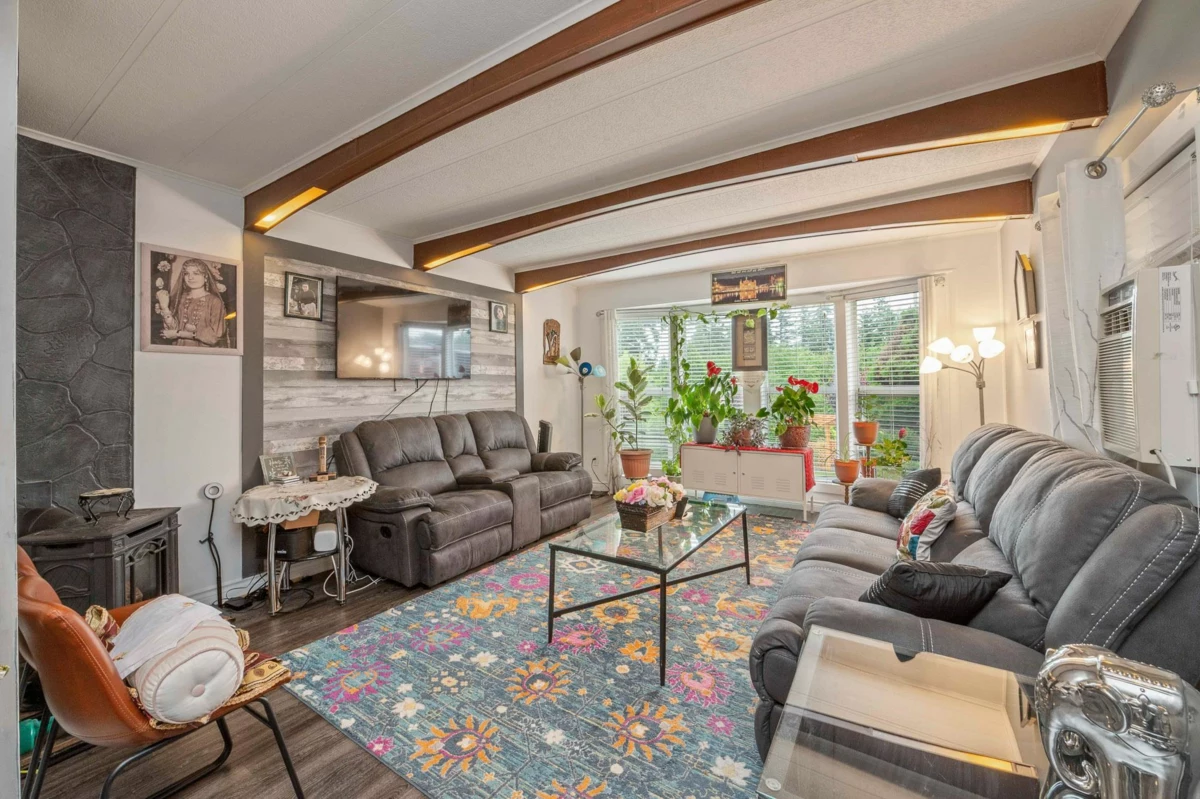 Kitchen Photo of 13 27111 Avenue, Langley, BC