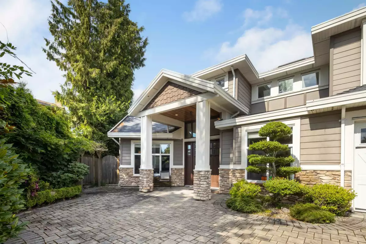 Living Room Photo of 8700 Millmore Road, Richmond, BC