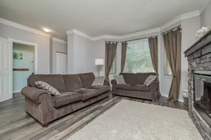 29 6575 192 Street, Surrey, BC, Surrey — Townhouse for sale