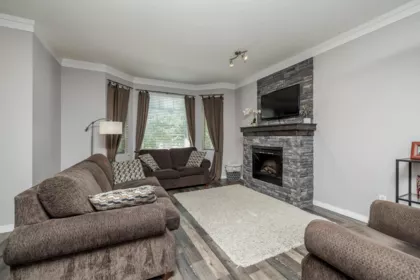 29 6575 192 Street, Surrey, BC, Surrey — Townhouse for sale