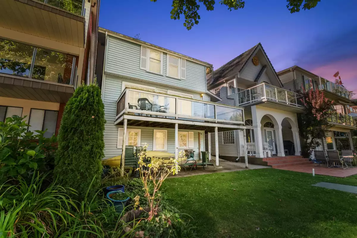 Exterior Front Photo of 25 Lakeshore Drive, Cultus Lake, BC