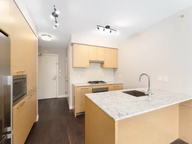 605 6180 Cooney Road, Richmond, BC, Richmond — Apartment/Condo for sale