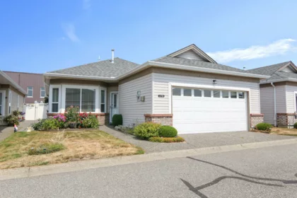 179 8485 Young Road, Chilliwack, BC, Chilliwack — Single Family Residence for sale