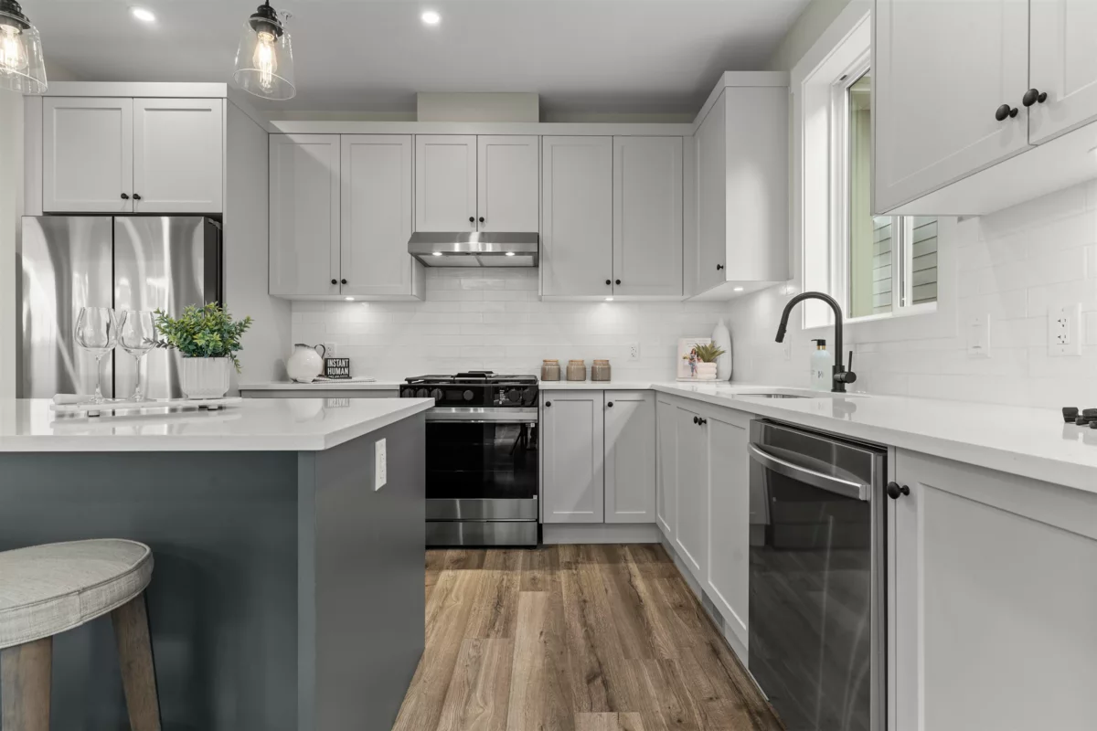 Breakfast Nook Photo of 113 46211 Promontory Road, Chilliwack, BC