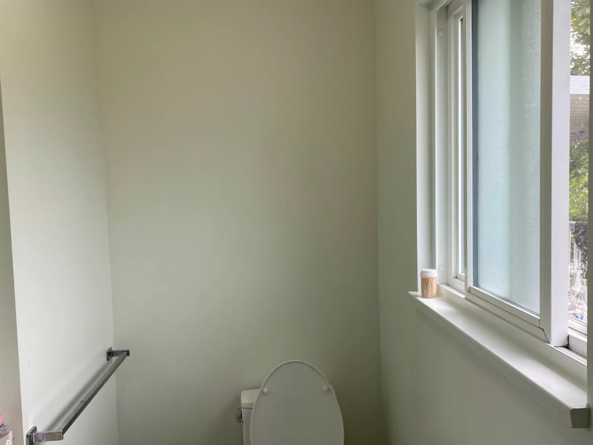 Mudroom Photo of 13728 Blackburn Avenue, White Rock, BC