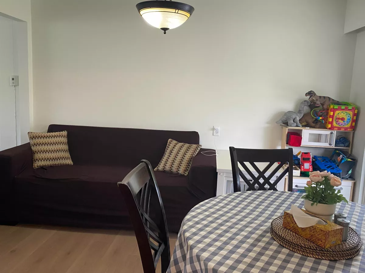 Walk-In Closet Photo of 13728 Blackburn Avenue, White Rock, BC