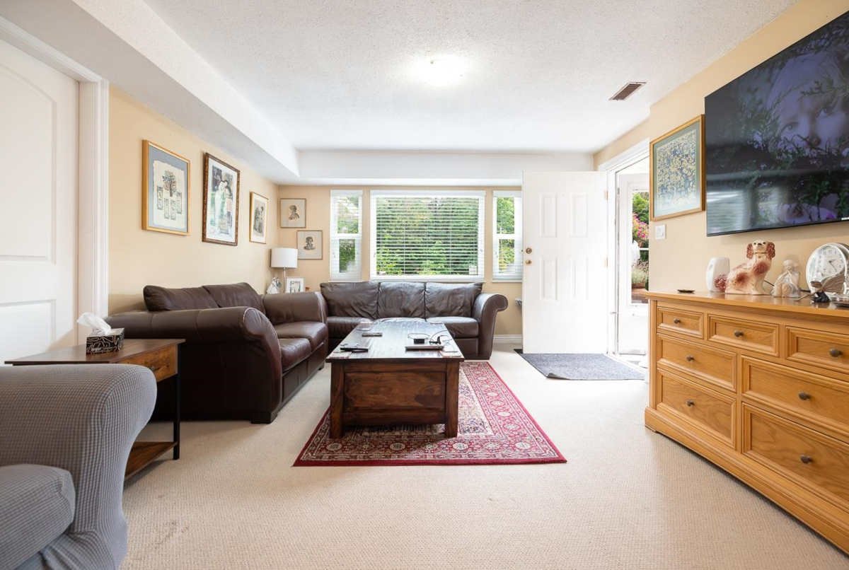 Garden / Landscaping Photo of 432 Riverview Crescent, Coquitlam, BC