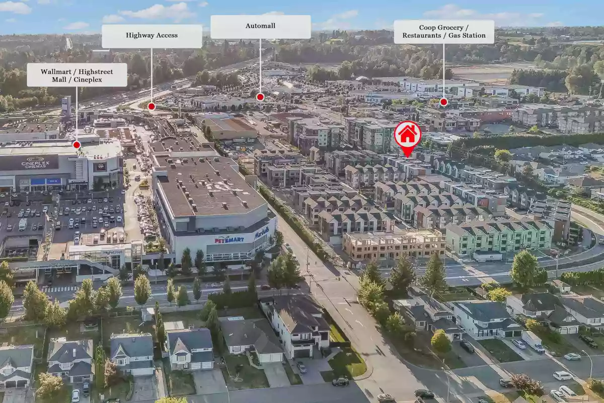 Kitchen Island Photo of 14 30530 Cardinal Avenue, Abbotsford, BC