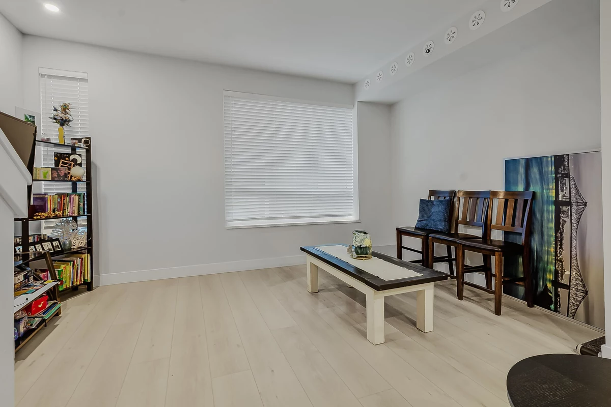 Primary Bedroom Photo of 14 30530 Cardinal Avenue, Abbotsford, BC