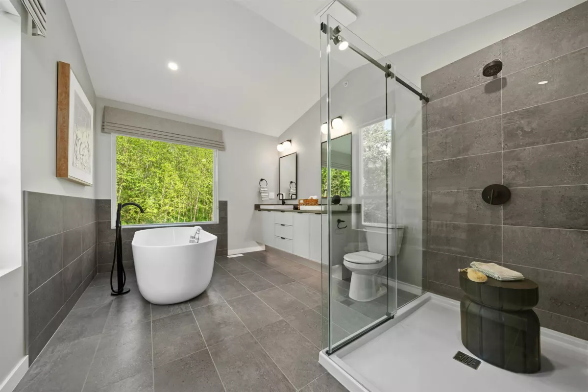 Kitchen Photo of 11001 250a Street, Maple Ridge, BC