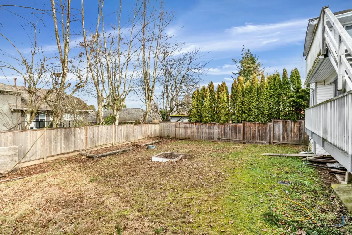 Loft / Bonus Room Photo of 15285 28 Avenue, Surrey, BC