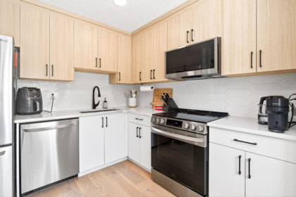 7301 Capistrano Drive, Burnaby, BC, Burnaby — Townhouse for sale