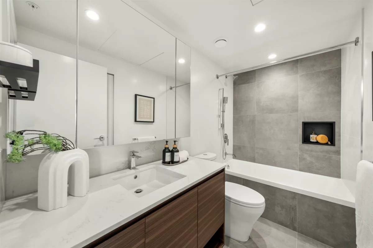 Loft / Bonus Room Photo of 1701 13745 George Junction, Surrey, BC