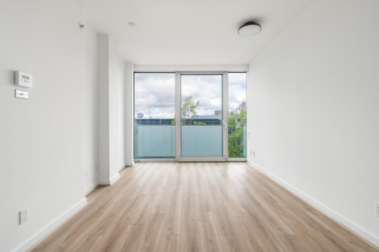510 8080 Cambie Road, Richmond, BC, Richmond — Apartment/Condo for sale