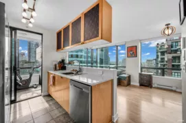 1504 1003 Burnaby Street, Vancouver, BC