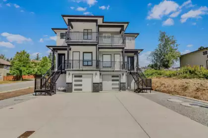 32709 Antelope Avenue, Mission, BC, Mission — Half Duplex for sale