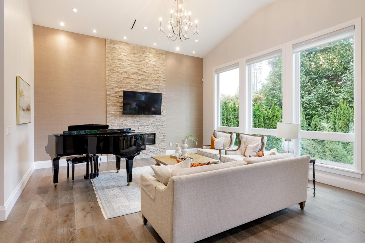 Dining Area Photo of 1393 Greenbriar Way, North Vancouver, BC