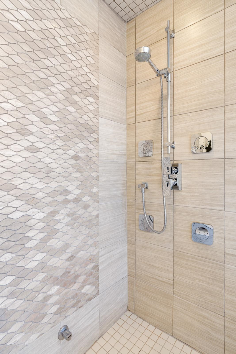 Garage Interior Photo of 1393 Greenbriar Way, North Vancouver, BC