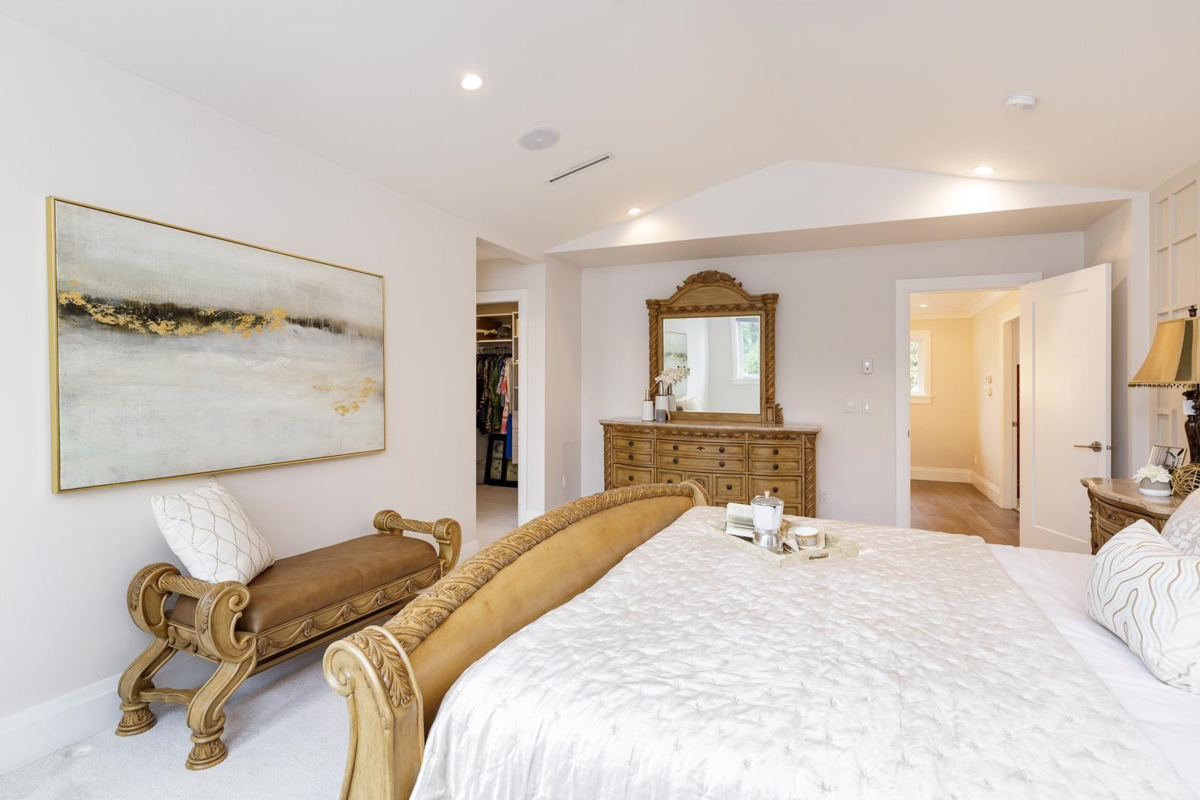 Mudroom Photo of 1393 Greenbriar Way, North Vancouver, BC