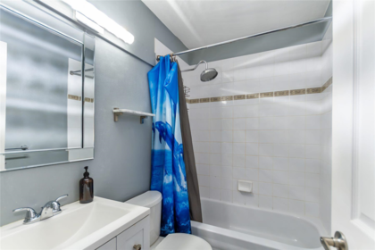 Office / Den Photo of 38 15355 26 Avenue, Surrey, BC