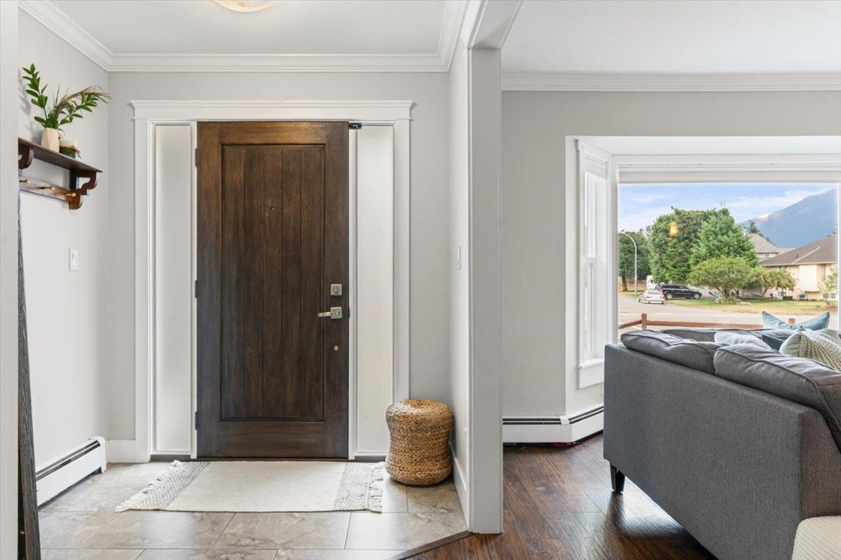 Family Room Photo of 5855 Carter Road, Chilliwack, BC