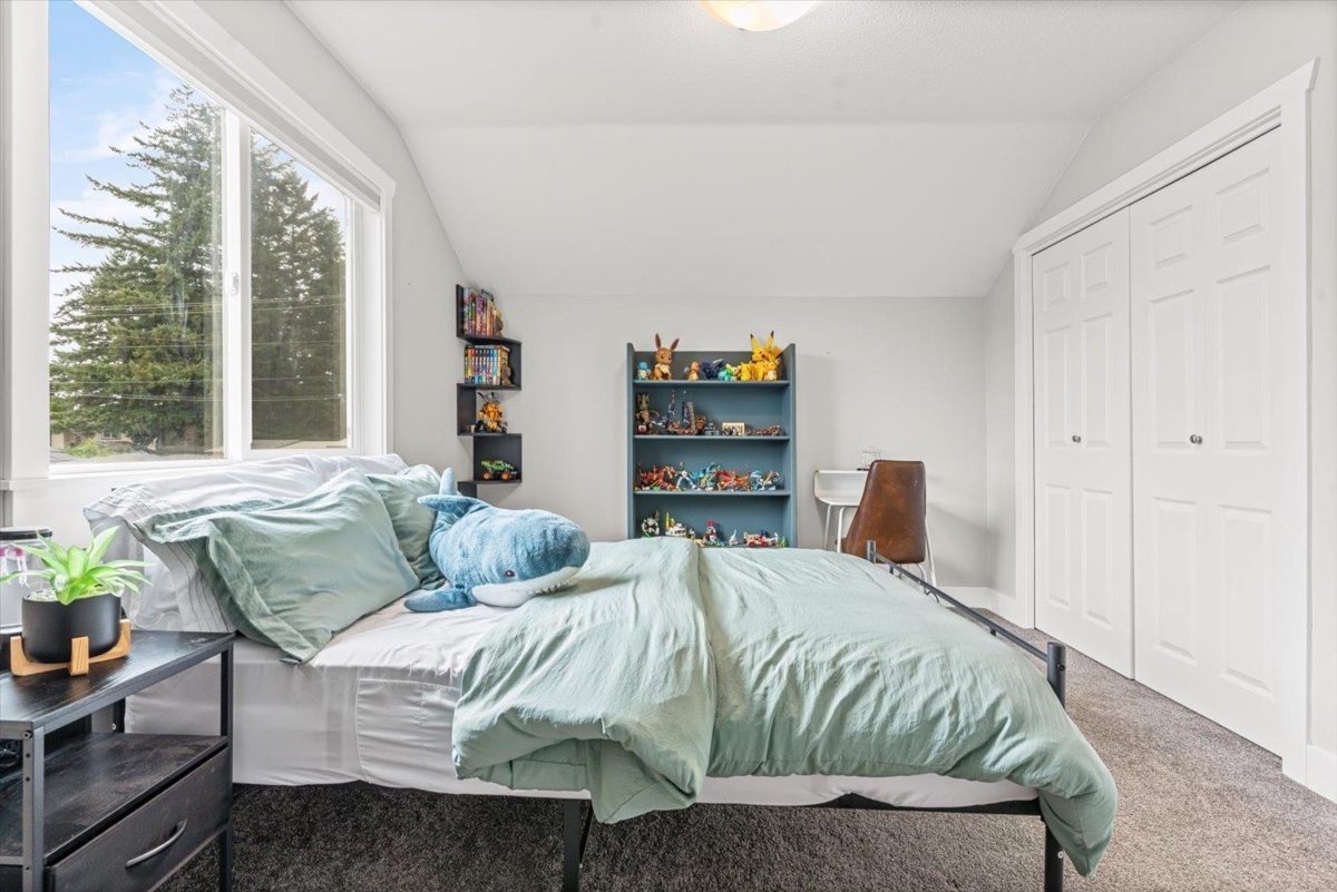 Mudroom Photo of 5855 Carter Road, Chilliwack, BC