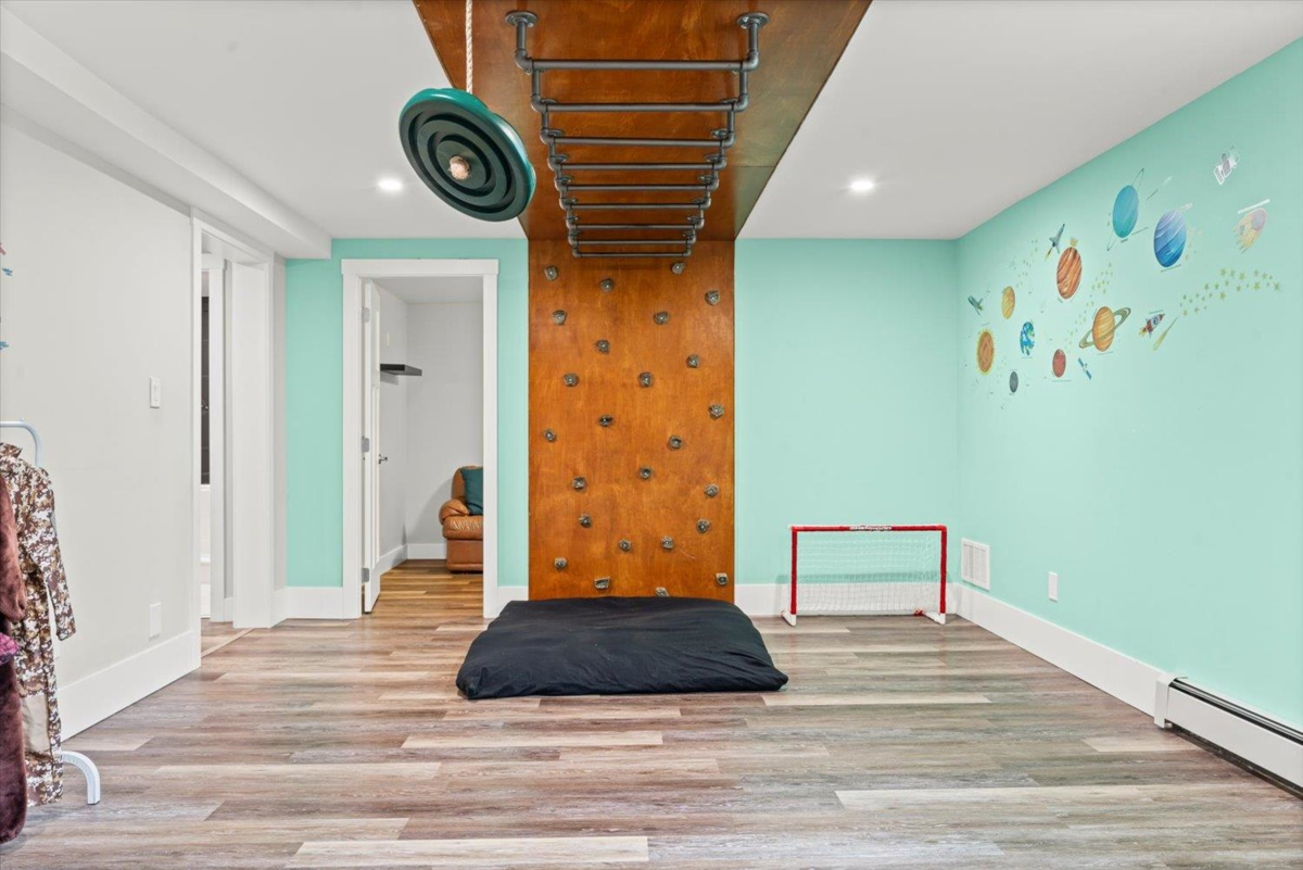 Outdoor Deck Photo of 5855 Carter Road, Chilliwack, BC