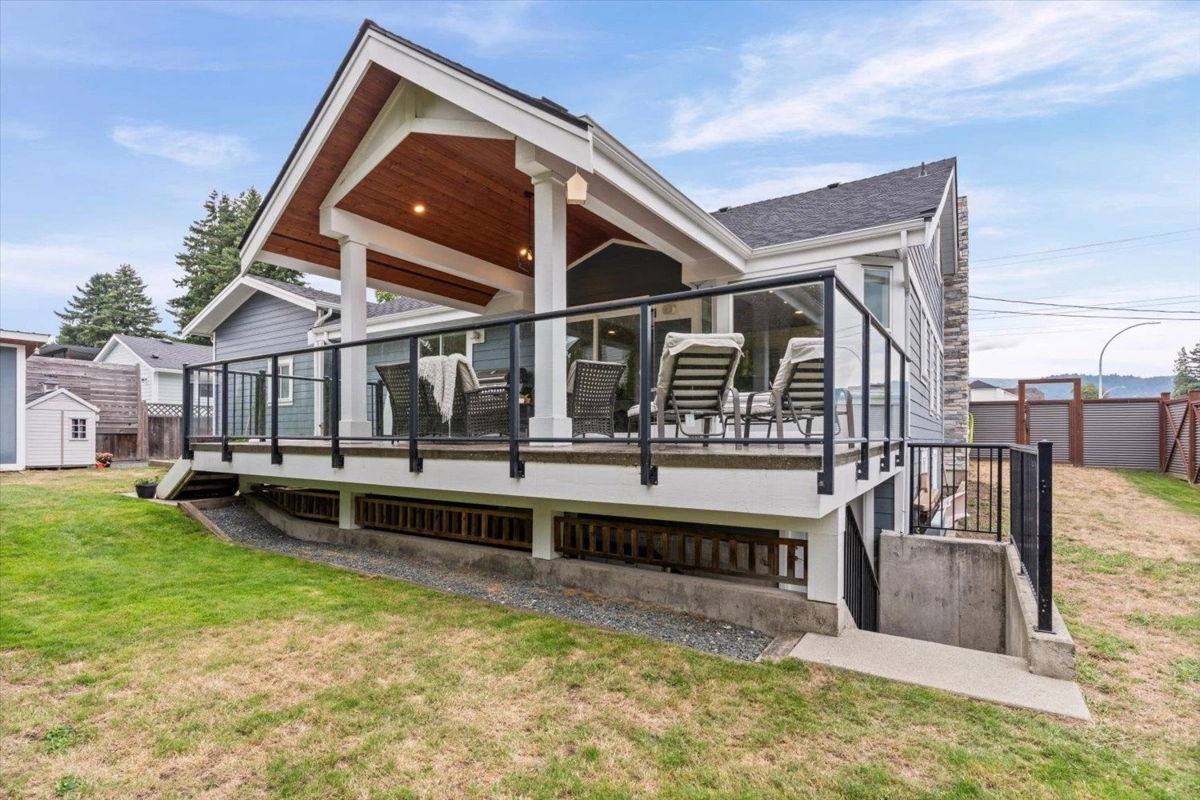 Outdoor Kitchen Photo of 5855 Carter Road, Chilliwack, BC