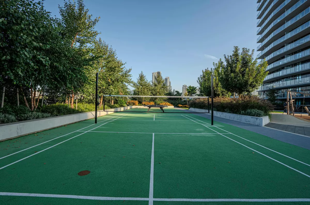 Backyard Photo of 707 318 Alderson Avenue, Coquitlam, BC