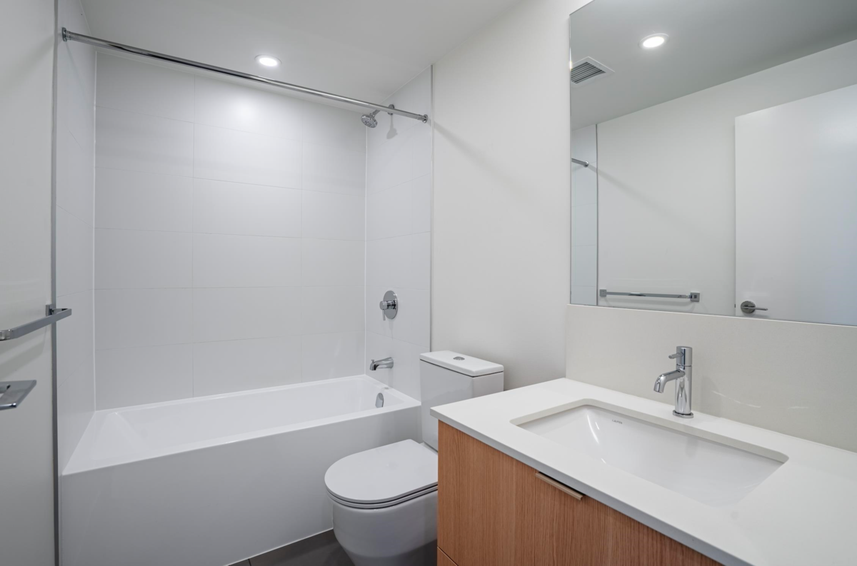 Bedroom 4 Photo of 707 318 Alderson Avenue, Coquitlam, BC