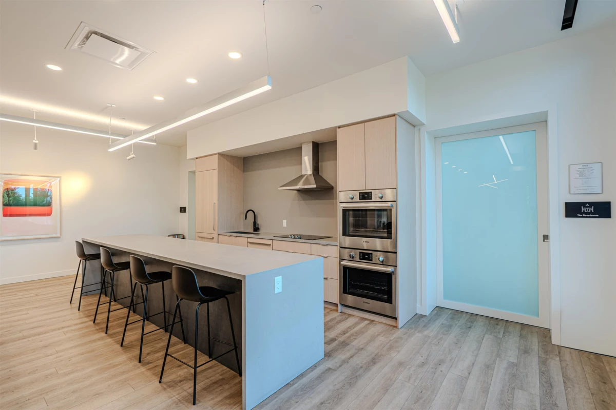 Entry Foyer Photo of 707 318 Alderson Avenue, Coquitlam, BC