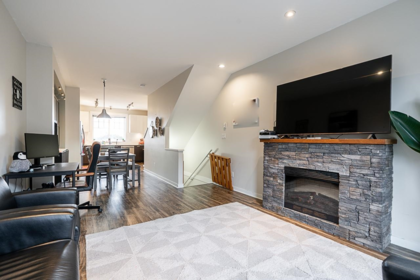 57 6450 187 Street, Surrey, BC, Surrey — Townhouse for sale