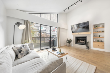 306 225 Mowat Street, New Westminster, BC, New Westminster — Apartment/Condo for sale